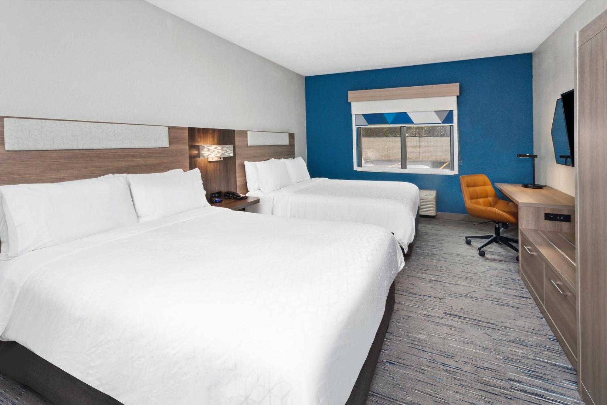 Holiday Inn Express Cleveland Airport - Brook Park By Ihg Exterior foto