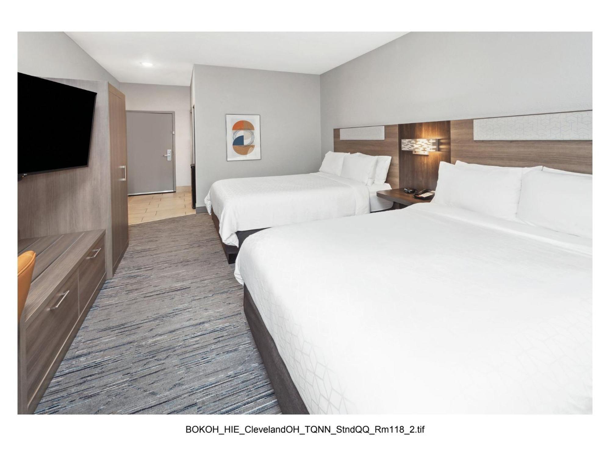 Holiday Inn Express Cleveland Airport - Brook Park By Ihg Exterior foto